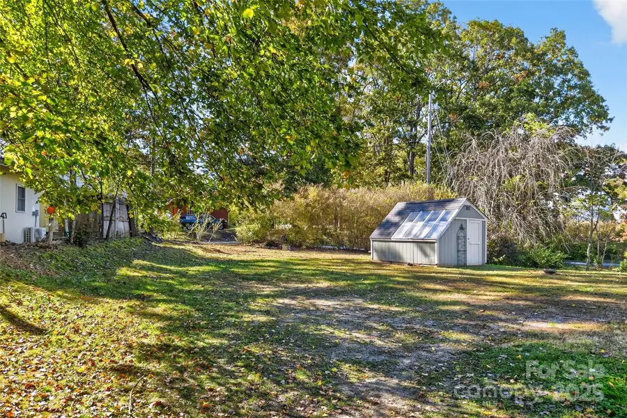 411 Hiawassee AVE #2, Black Mountain, NC 28711