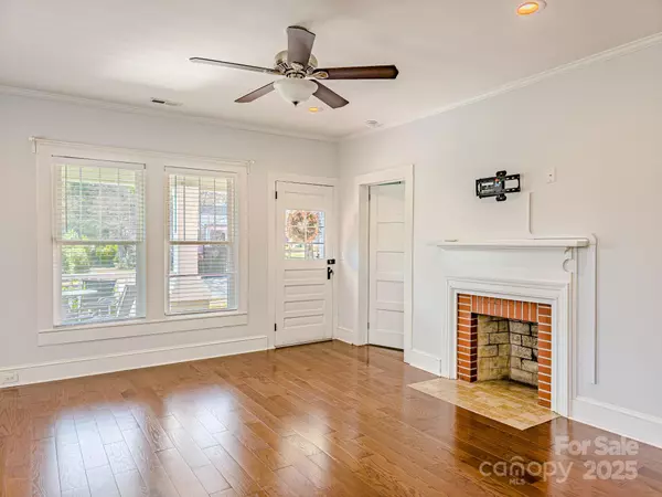 Forest City, NC 28043,461 E Main ST