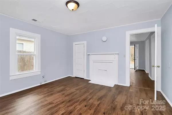 Gastonia, NC 28052,1608 W McFarland AVE