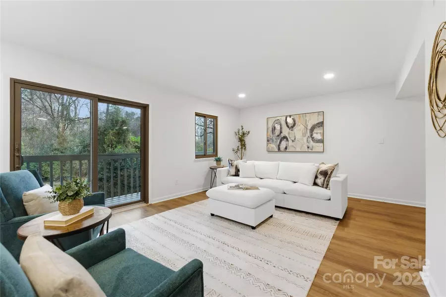 3655 Maple Glenn LN, Charlotte, NC 28226