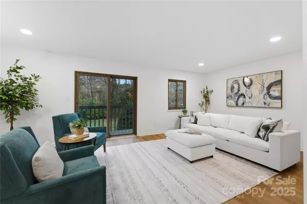 Charlotte, NC 28226,3655 Maple Glenn LN