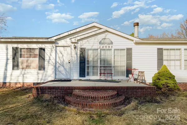 Four Oaks, NC 27524,10092 Nc Highway 210 None