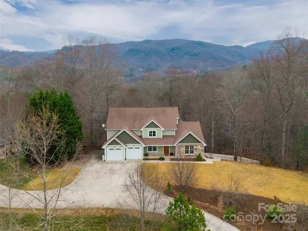 Fairview, NC 28730,98 Sovereign LN