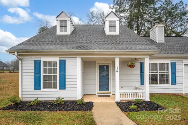 Mooresville, NC 28115,124 Indian Paint Brush DR