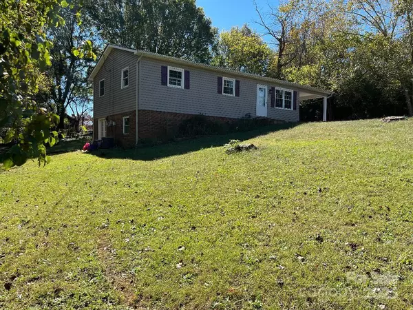 Newton, NC 28658,1115 Sandhurst DR #9