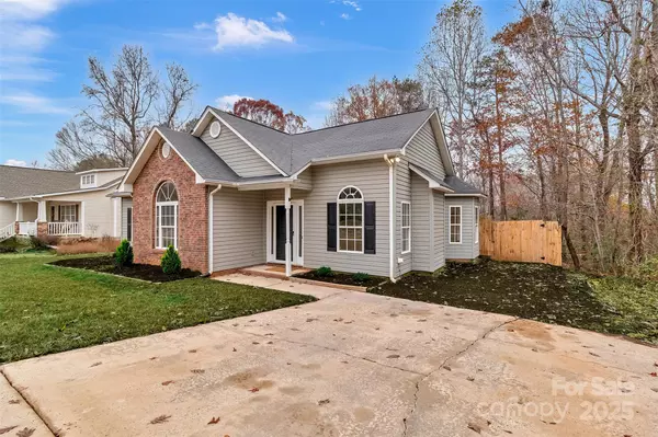 Fort Mill, SC 29715,1331 Copper Creek LN