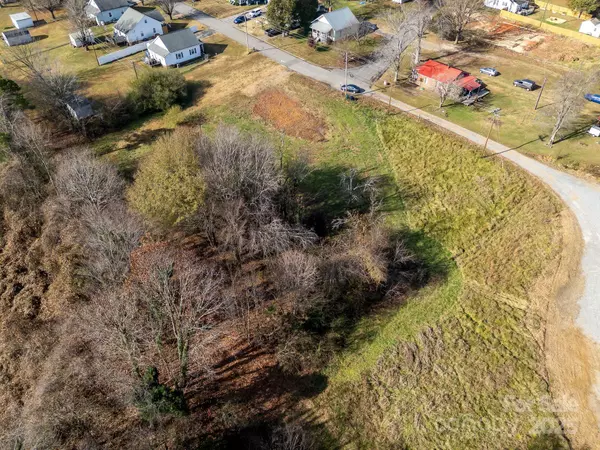 Troutman, NC 28166,340 Field DR