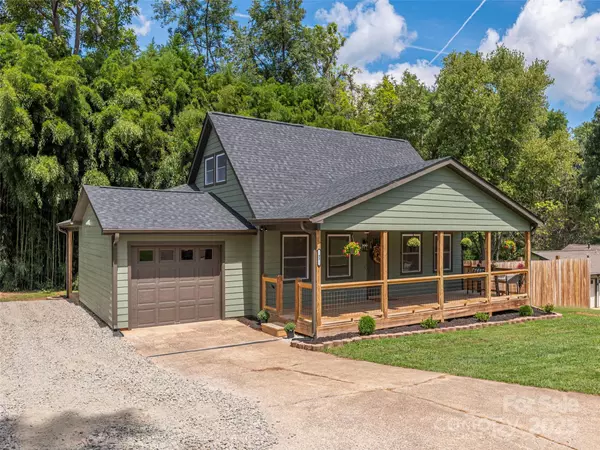 Clyde, NC 28721,93 Cresthaven DR