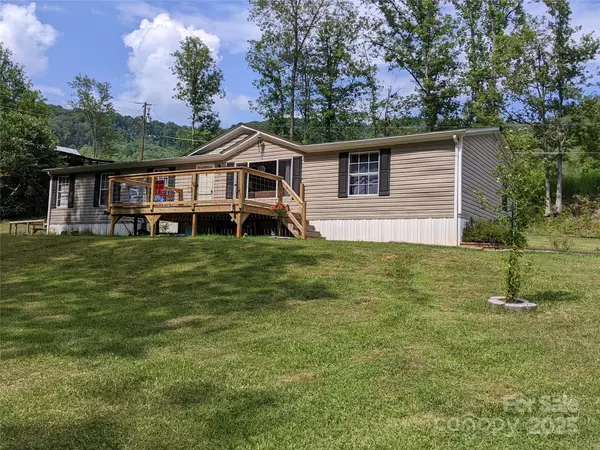 196 Mckinney RD, Weaverville, NC 28787