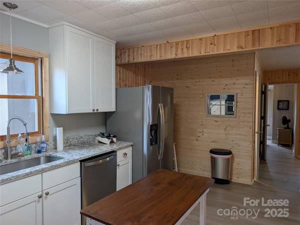 Mooresville, NC 28117,187 Commodore LOOP