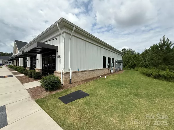 Tega Cay, SC 29708,1182 Stonecrest BLVD #110