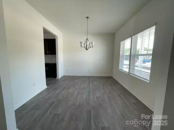 Monroe, NC 28112,809 Alexander Commons DR #34