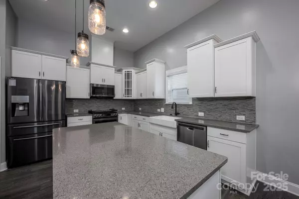 Mooresville, NC 28115,128 Paradise Hills CIR