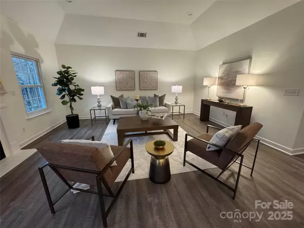 Fort Mill, SC 29715,312 Albany ST