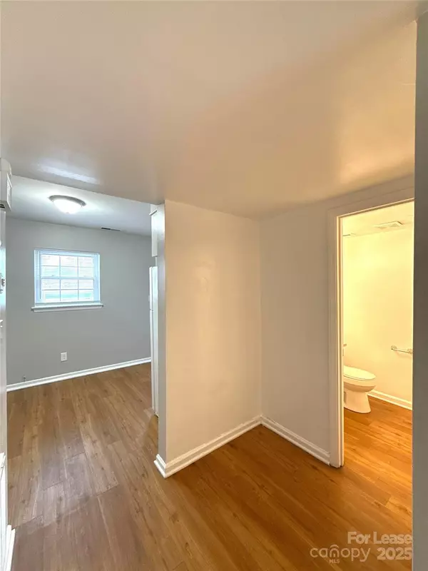 Belmont, NC 28012,409 Hawley AVE #7