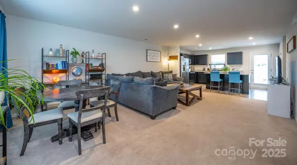 Troutman, NC 28166,181 Crosstie LN