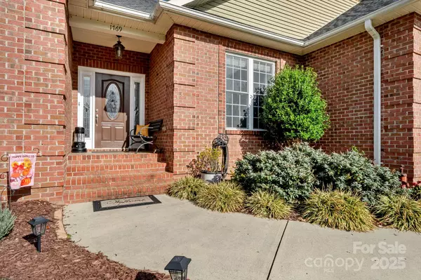 Hickory, NC 28601,1769 31st Avenue LN NE