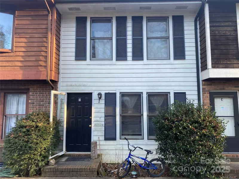 8205 Terra DR #Unit D, Arden, NC 28704