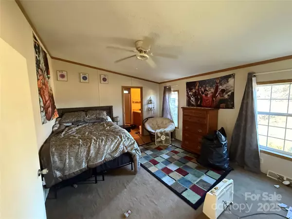 Leicester, NC 28748,21 Crosswinds DR