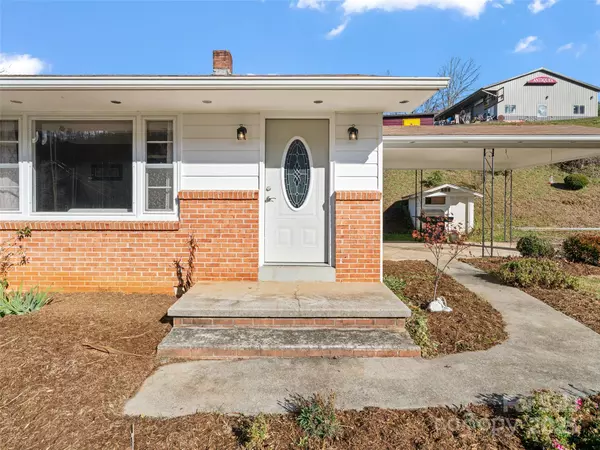 Burnsville, NC 28714,287 Newdale Church RD