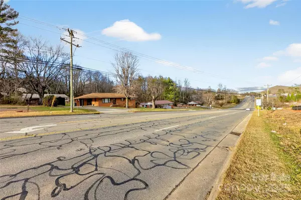 Marion, NC 28752,2390 Sugar Hill RD