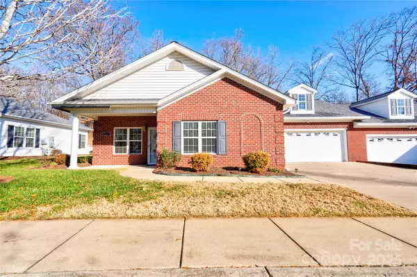 217 Crystal Springs LN, Shelby, NC 28150