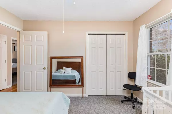 Newton, NC 28658,2039 Rocketts WAY