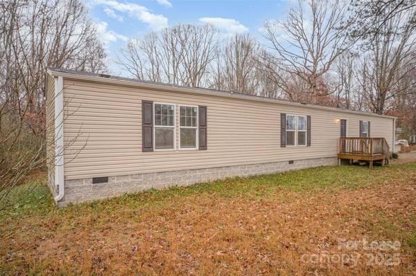 1335 Oak Breeze DR, Mooresville, NC 28115