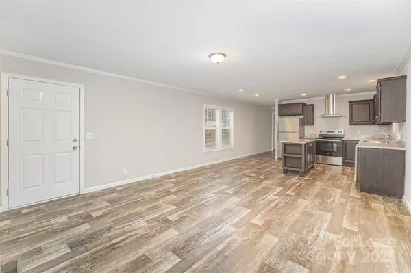 Mooresville, NC 28115,1335 Oak Breeze DR