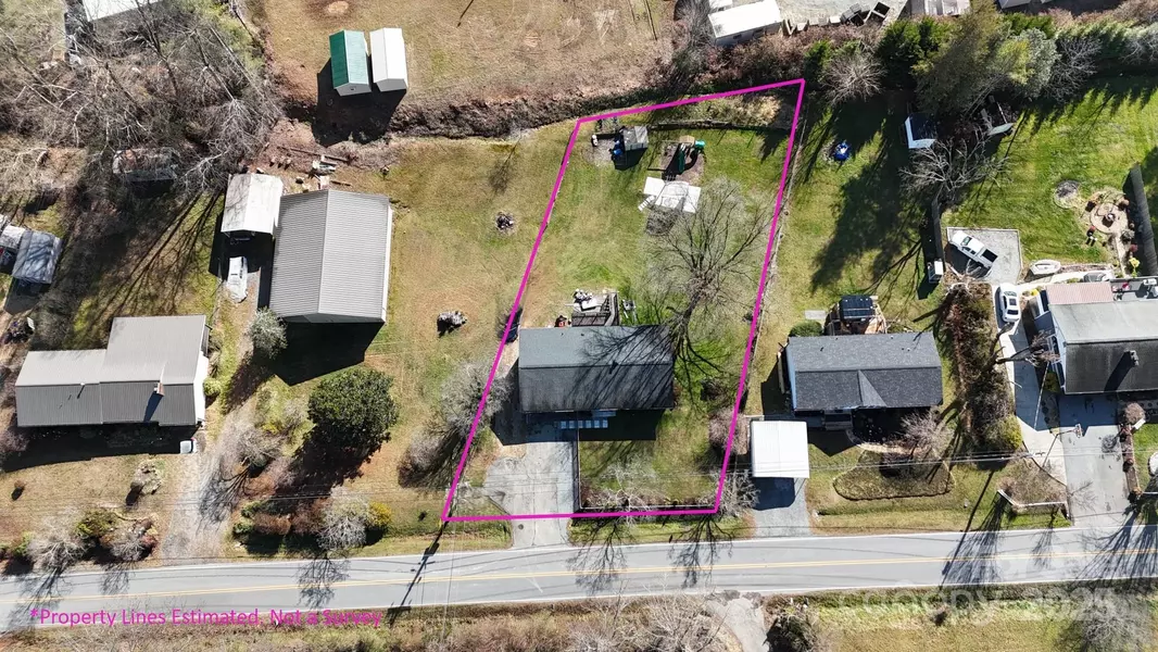 143 Morgan RD, Hendersonville, NC 28739