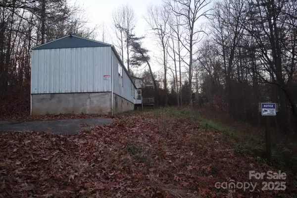 Lenoir, NC 28645,2521 Pony CT