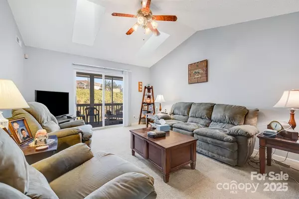 Asheville, NC 28806,2904 Sagamore LN