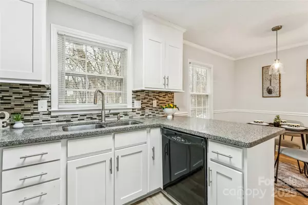 Charlotte, NC 28270,709 Bellows LN