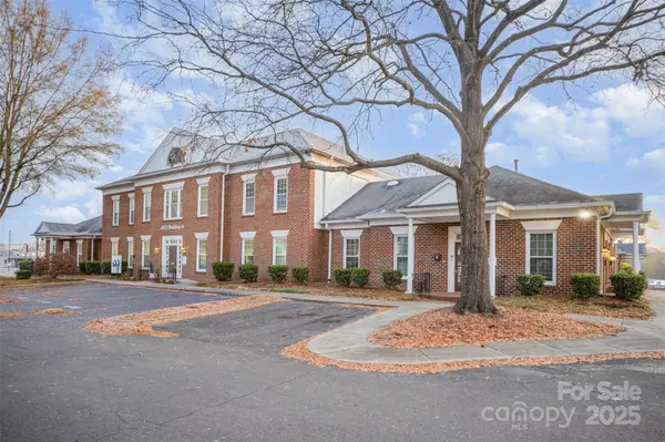 Charlotte, NC 28209,4523 Park RD