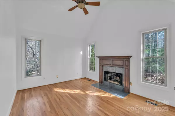 Landrum, SC 29356,20 Moccasin Flower TRL