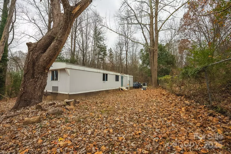 9336 Pinewood AVE, Charlotte, NC 28214