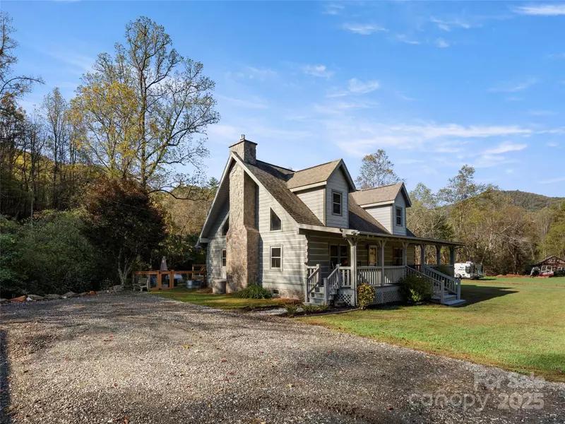 538 E Fork RD, Sylva, NC 28779