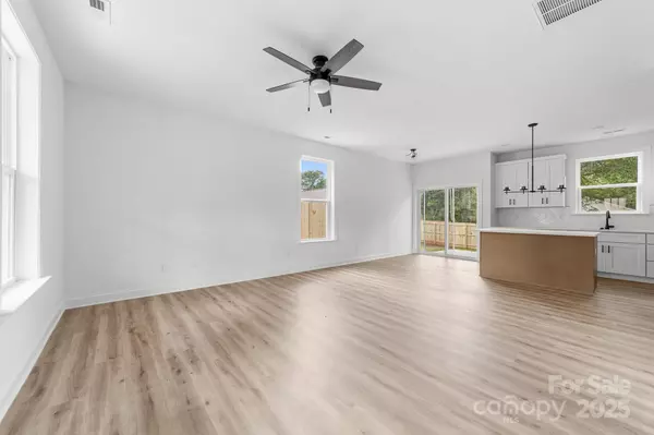 Shelby, NC 28150,340 Hudson ST