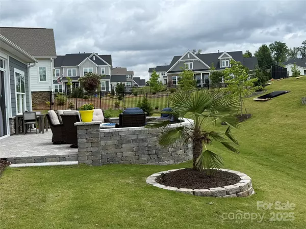 Belmont, NC 28012,247 Lanyard LN