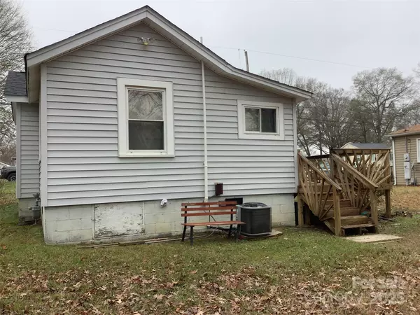 Gastonia, NC 28052,310 S Vine ST