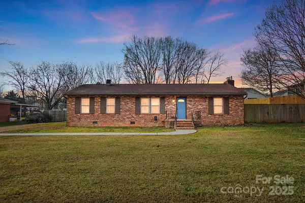 4417 Oak DR, Charlotte, NC 28269