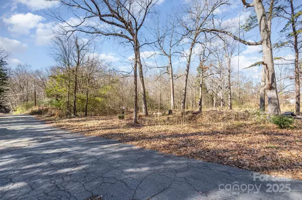 Charlotte, NC 28214,3010 Overbrook TER