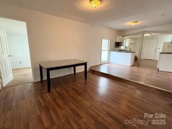 Mount Holly, NC 28120,104 Price ST