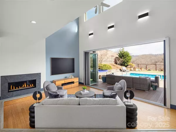 Asheville, NC 28801,46 Park AVE N