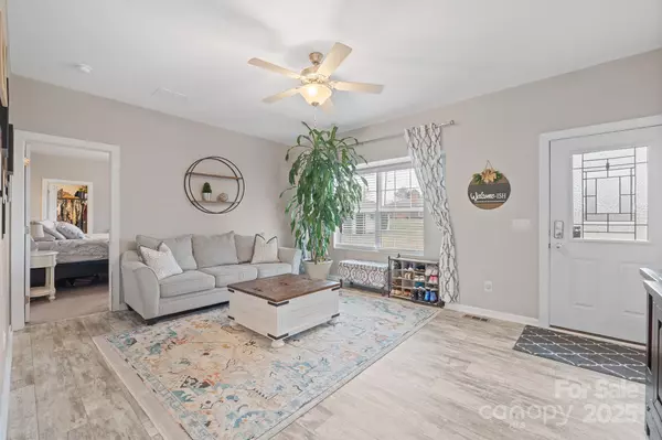 Mooresville, NC 28117,486 Stutts RD