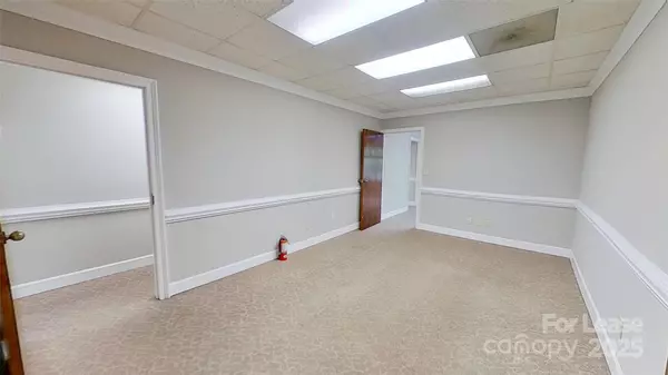 Charlotte, NC 28211,3703 Latrobe DR #240 & 250