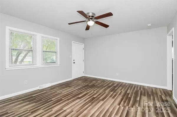 Kings Mountain, NC 28086,610 Temple ST