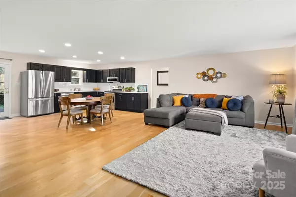 Fairview, NC 28730,73 The Old Run RD