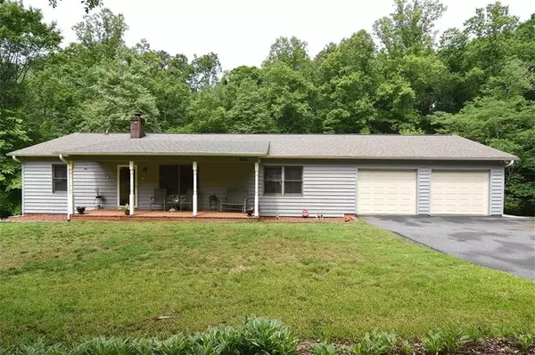 4130 Countryside DR, Hickory, NC 28601