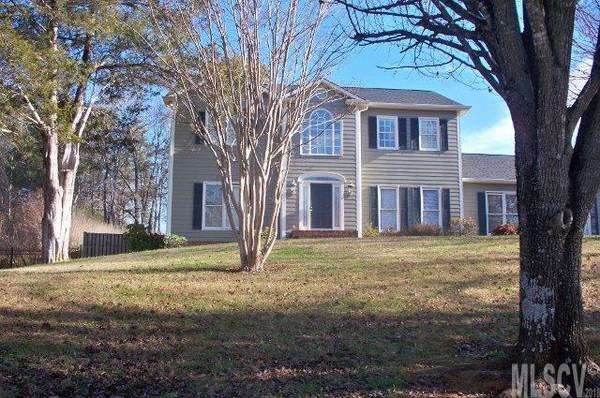 912 Plantation DR, Lenoir, NC 28645